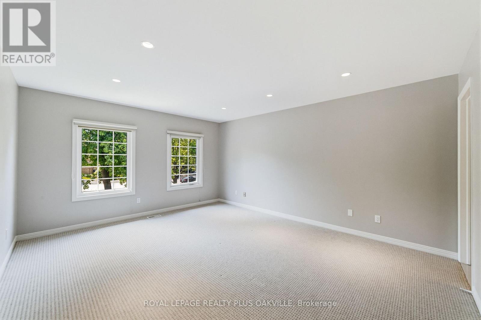 1113 Valleywood Court, Oakville, Ontario  L6M 2C4 - Photo 20 - W13413110