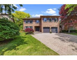 1113 VALLEYWOOD COURT, Oakville, Ontario