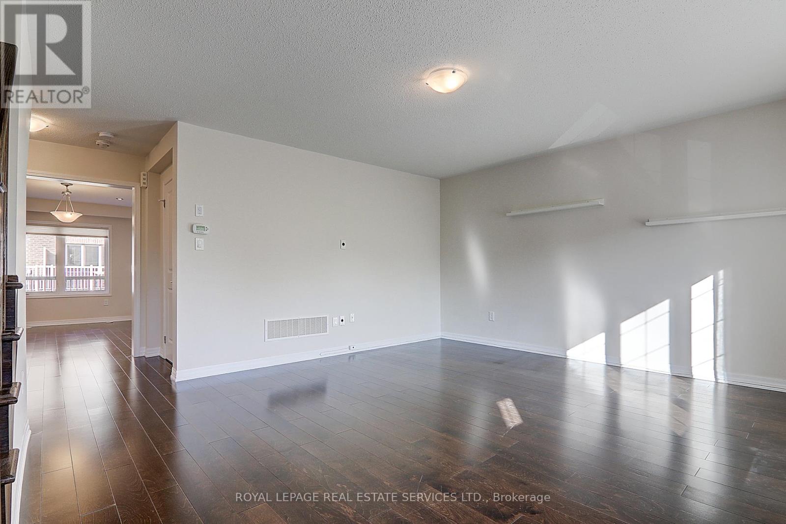 409 Switchgrass Street, Oakville, Ontario  L6M 4M2 - Photo 17 - W13413114