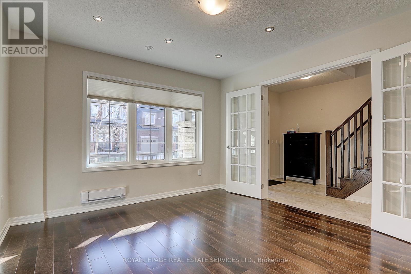409 Switchgrass Street, Oakville, Ontario  L6M 4M2 - Photo 9 - W13413114
