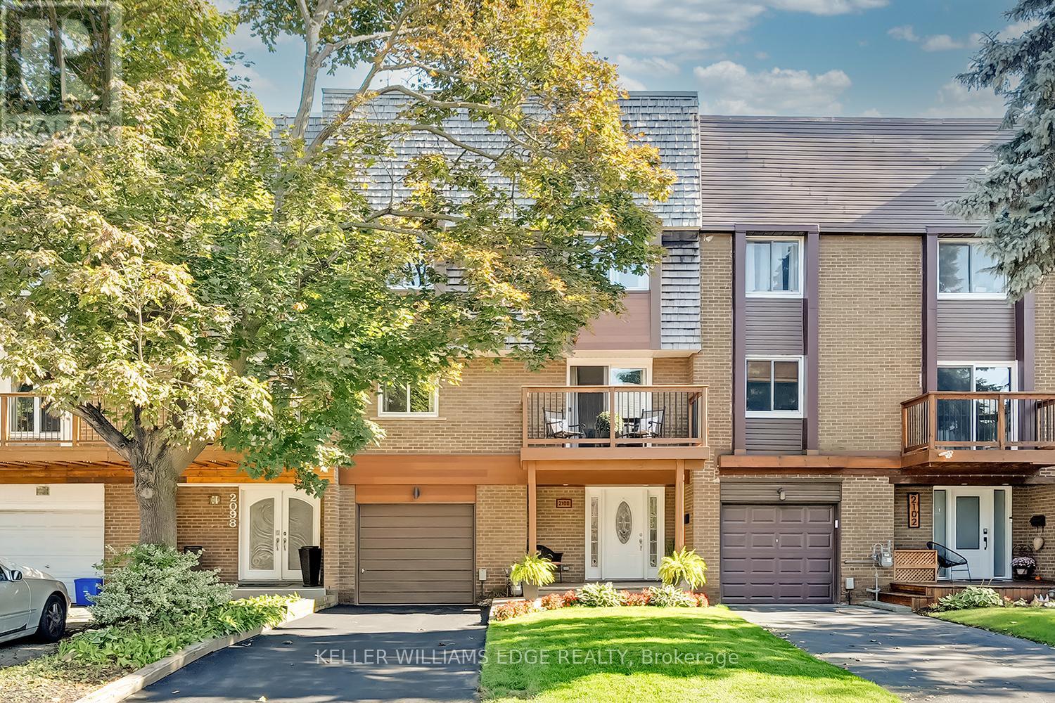2100 WORTHINGTON DRIVE, Oakville, Ontario