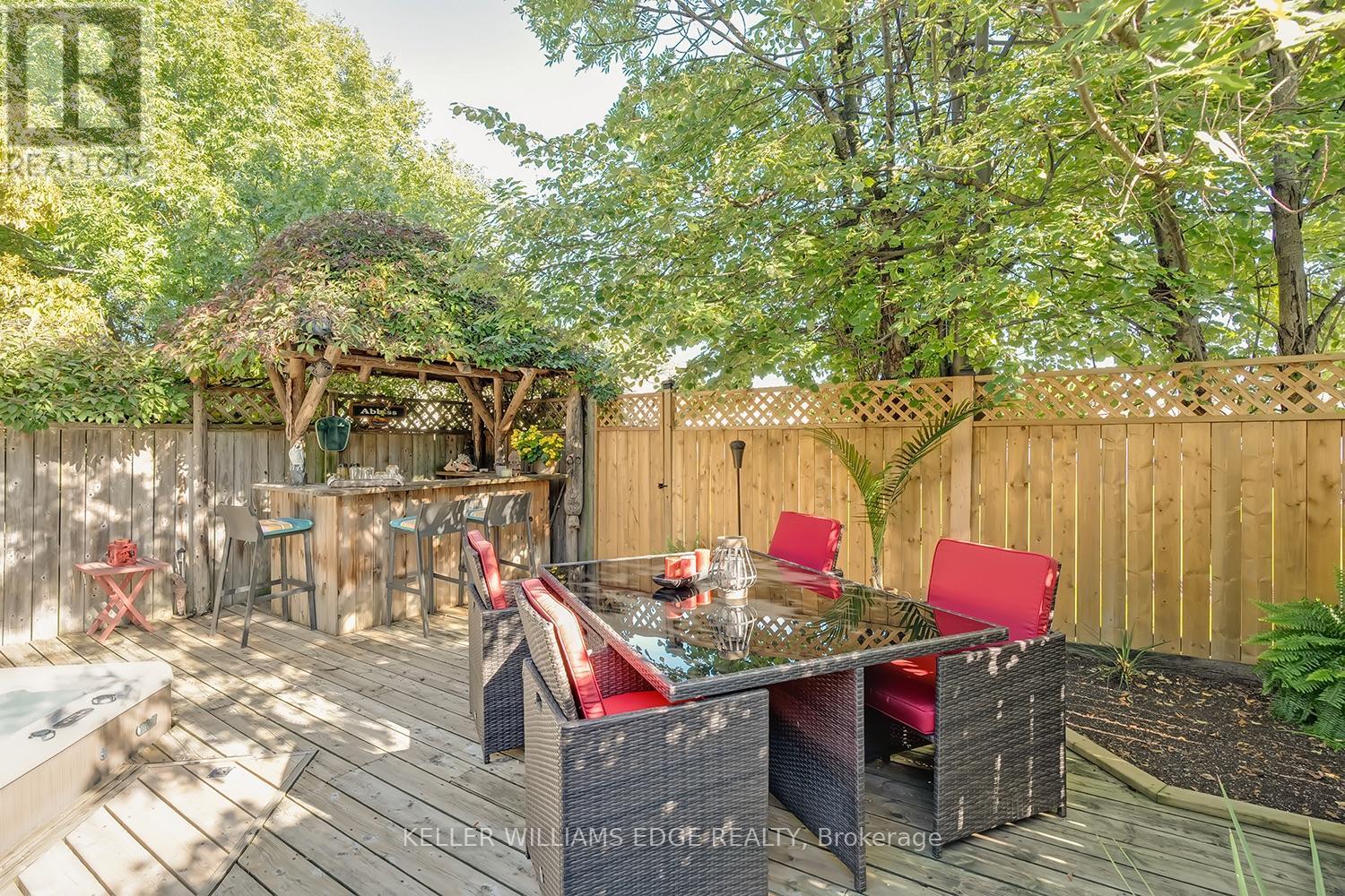 2100 Worthington Drive, Oakville, Ontario  L6L 1E3 - Photo 33 - W13413124