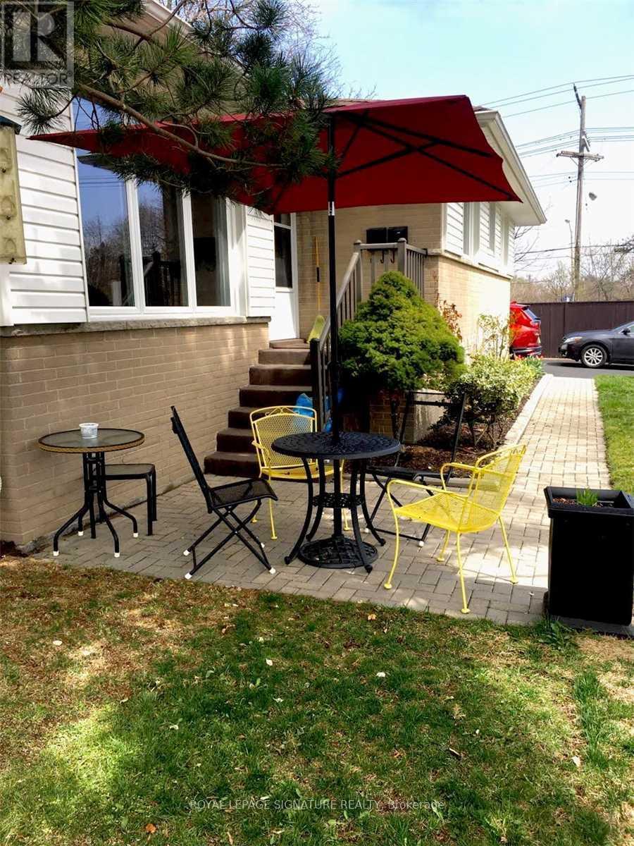 Main - 2 Learmont Drive, Toronto, Ontario  M9R 2E3 - Photo 11 - W13413188