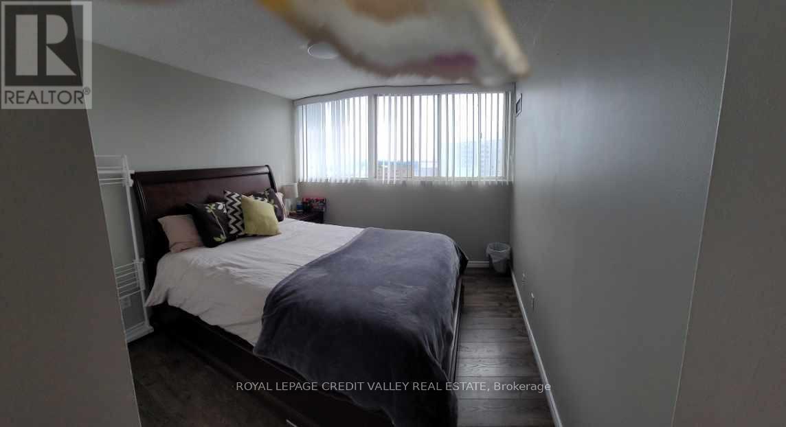 1812 - 3695 Kaneff Crescent, Mississauga, Ontario  L5A 4B6 - Photo 10 - W13413198