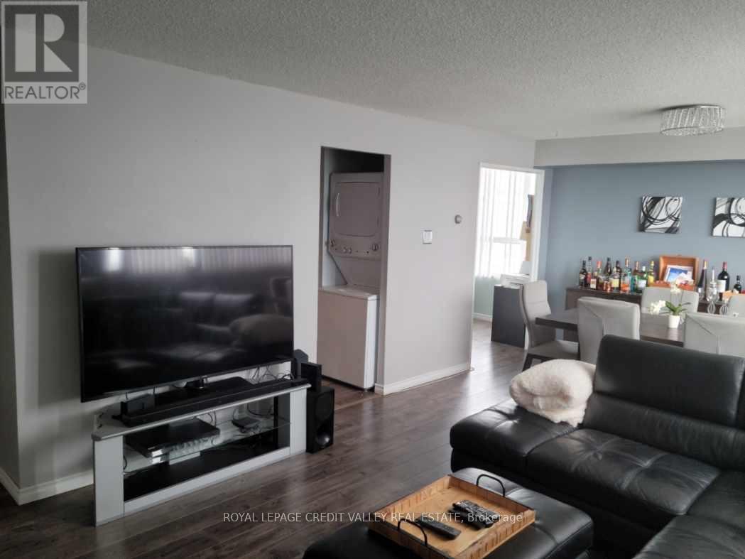 1812 - 3695 Kaneff Crescent, Mississauga, Ontario  L5A 4B6 - Photo 4 - W13413198