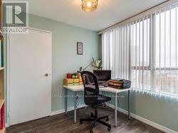 1812 - 3695 Kaneff Crescent, Mississauga, Ontario  L5A 4B6 - Photo 6 - W13413198