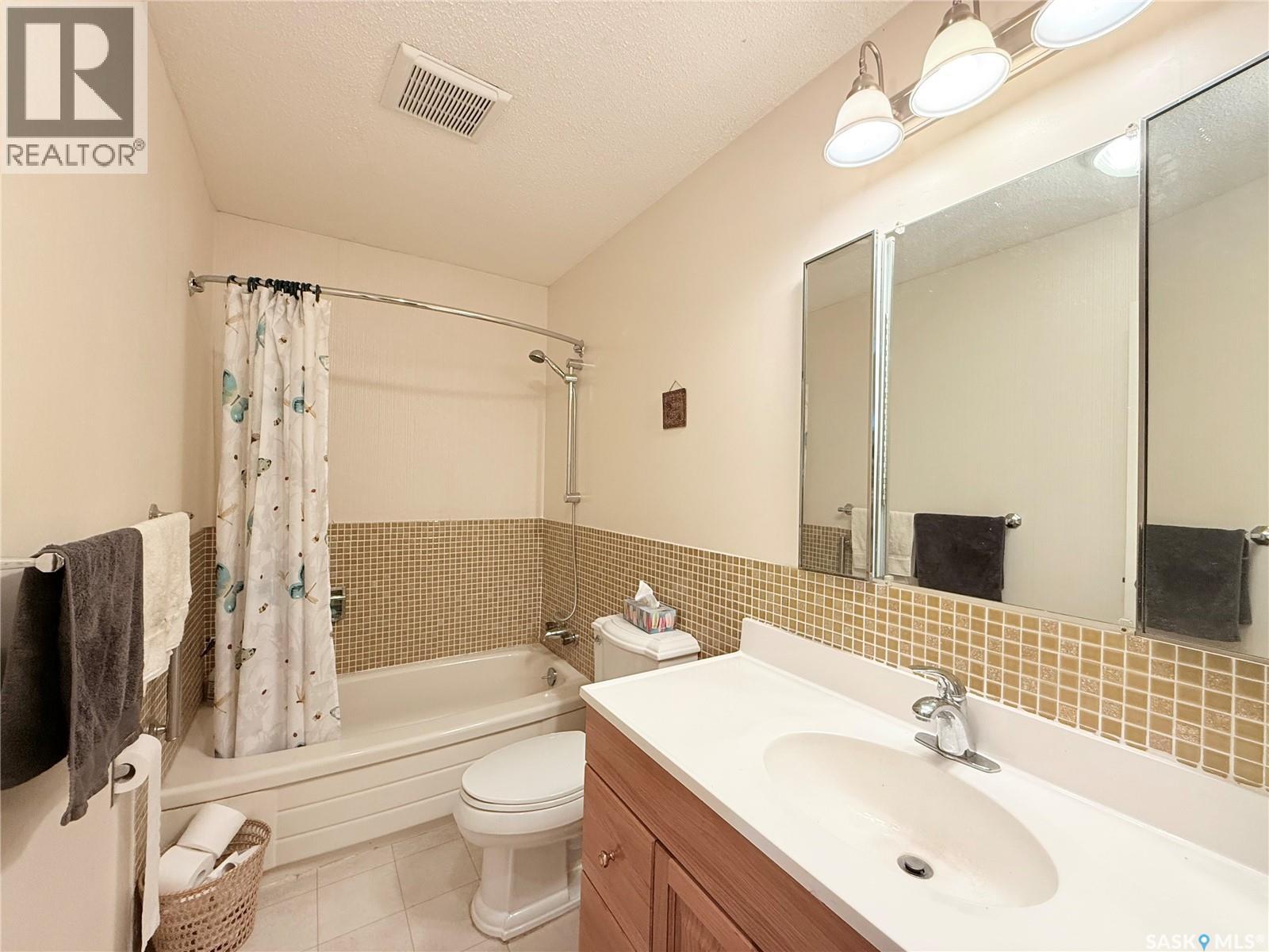 51 Tufts Crescent, Outlook, Saskatchewan  S0L 2N0 - Photo 29 - SK038565