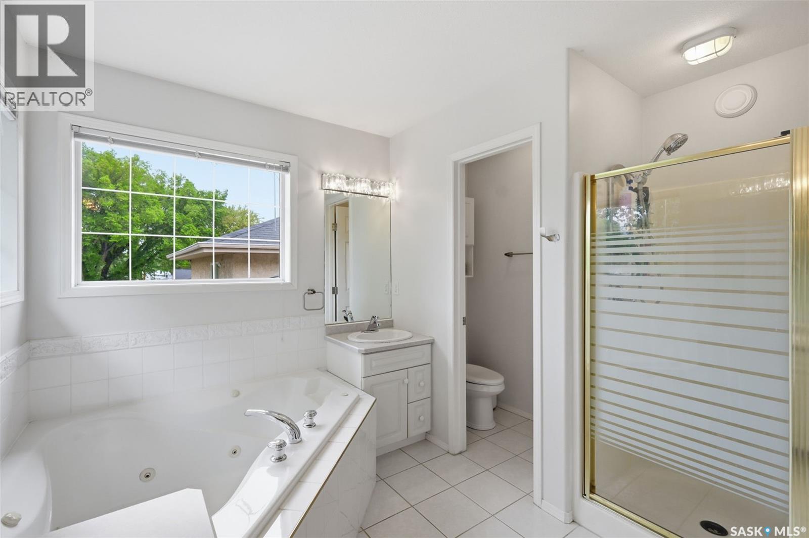106 Mendel Crescent, Saskatoon, Saskatchewan  S7J 5J7 - Photo 24 - SK038483
