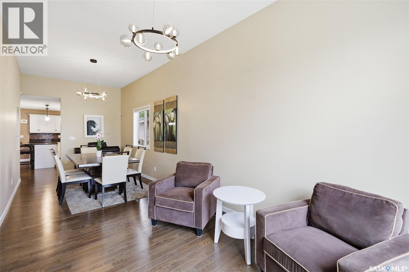 106 Mendel Crescent, Saskatoon, Saskatchewan  S7J 5J7 - Photo 5 - SK038483