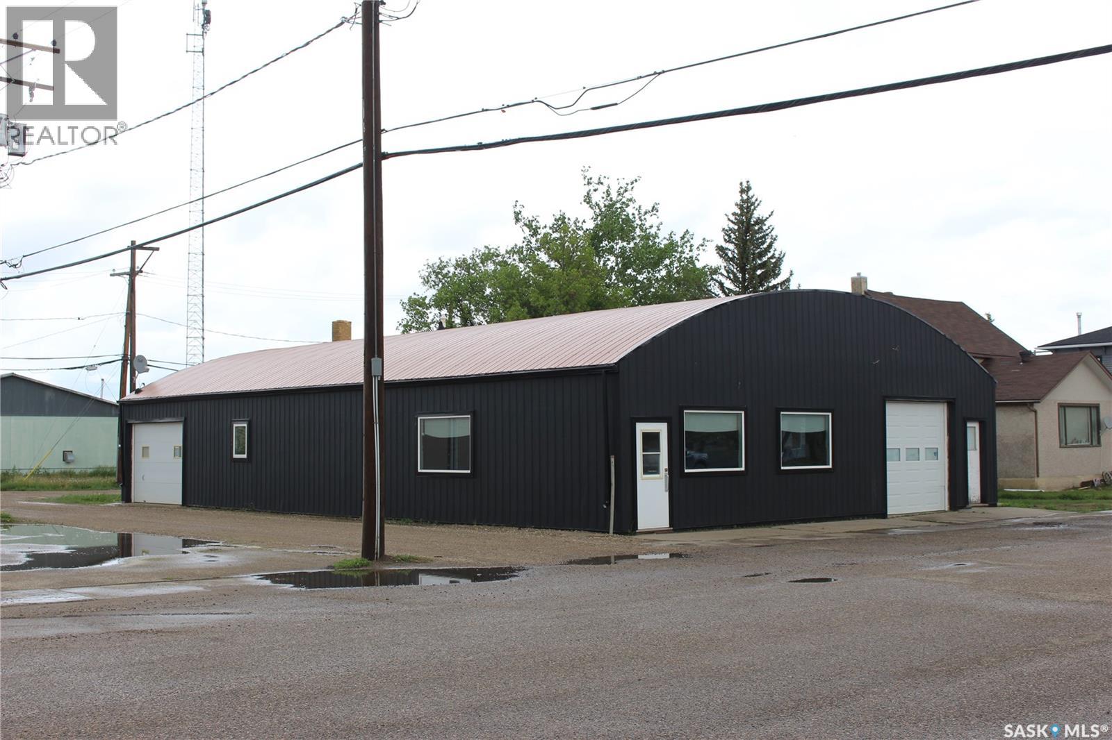 101 5th Street E, Gravelbourg, Saskatchewan  S0H 1X0 - Photo 6 - SK038389