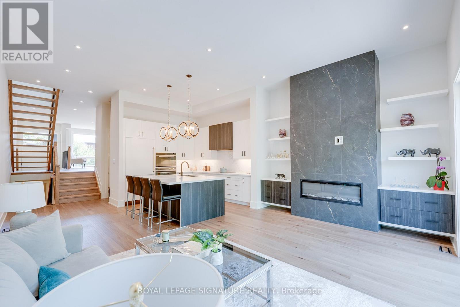62 Ash Crescent, Toronto, Ontario  M8W 1E6 - Photo 15 - W13328556