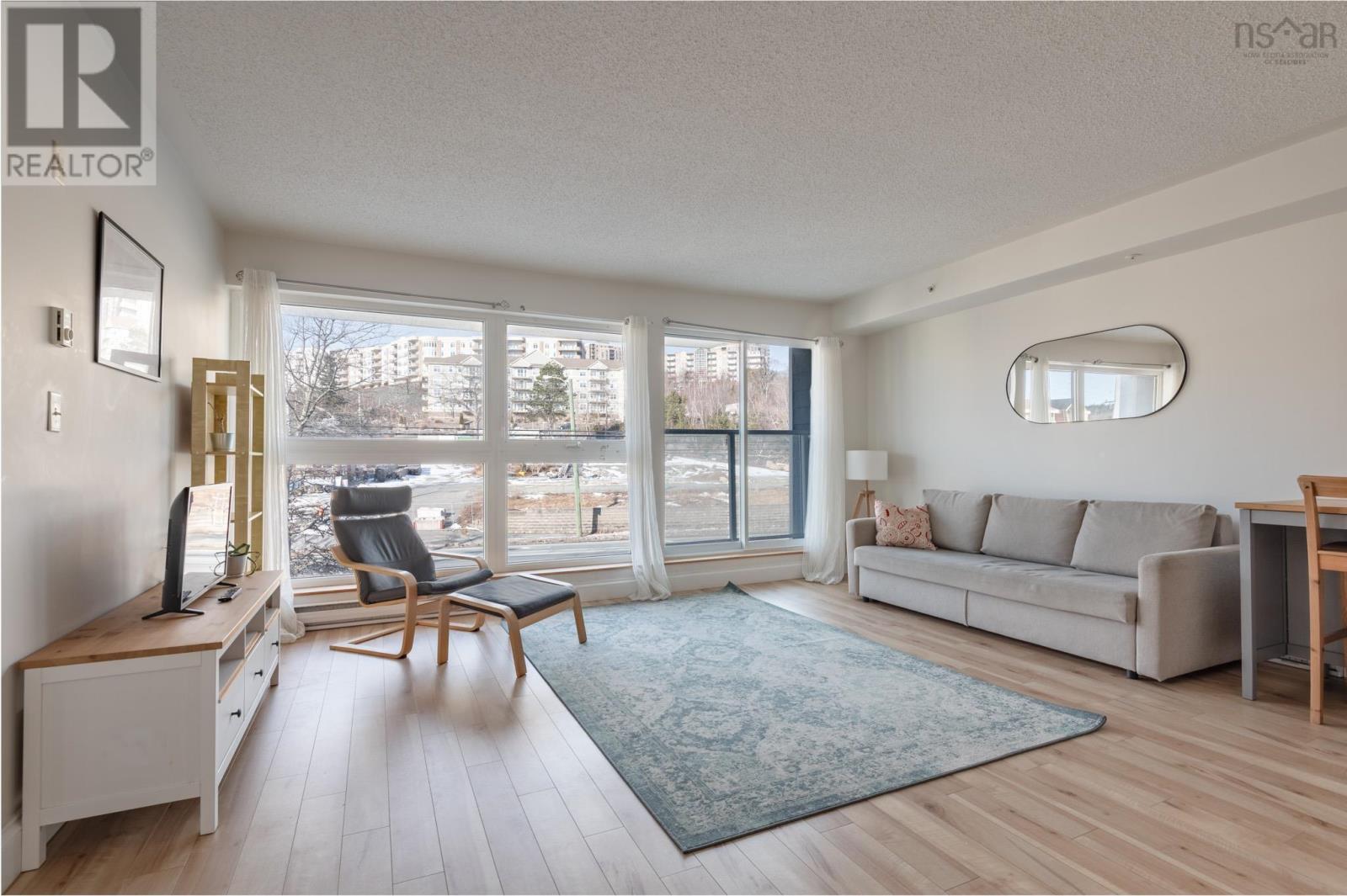 208 647 Bedford Highway, Halifax, Nova Scotia  B3M 0A5 - Photo 2 - 202612531