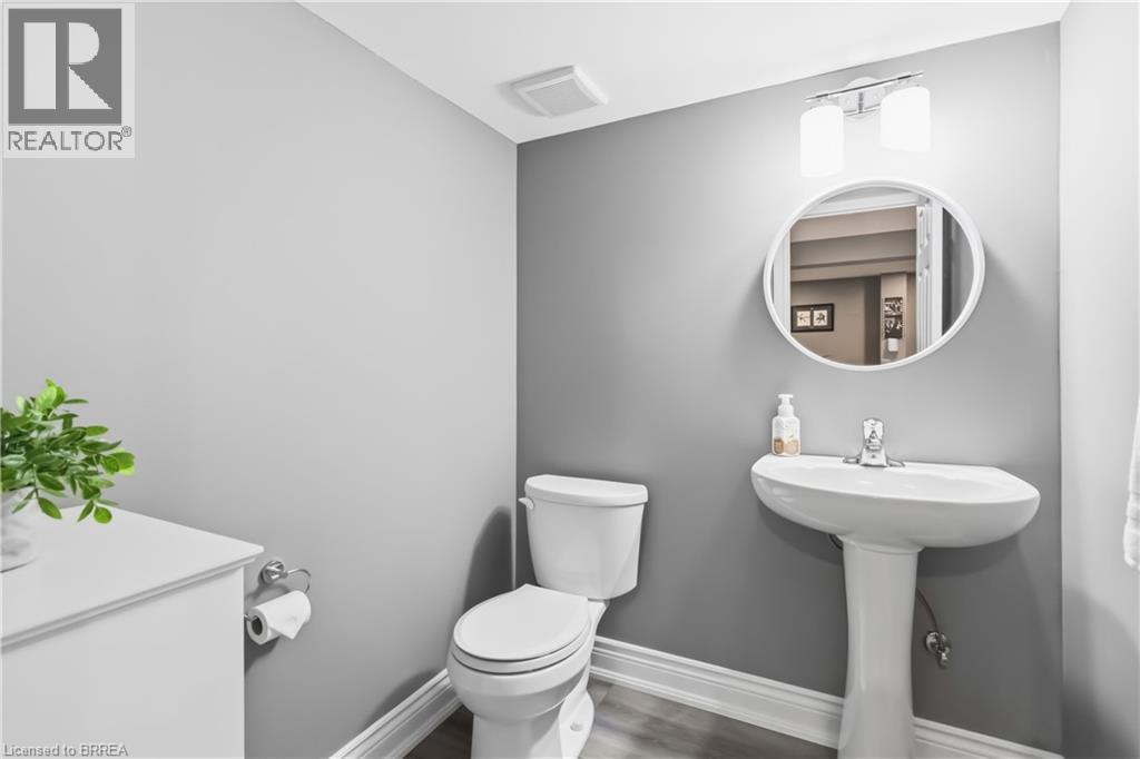 16 Pollard Street, Brantford, Ontario  N3T 0K1 - Photo 39 - 40816736