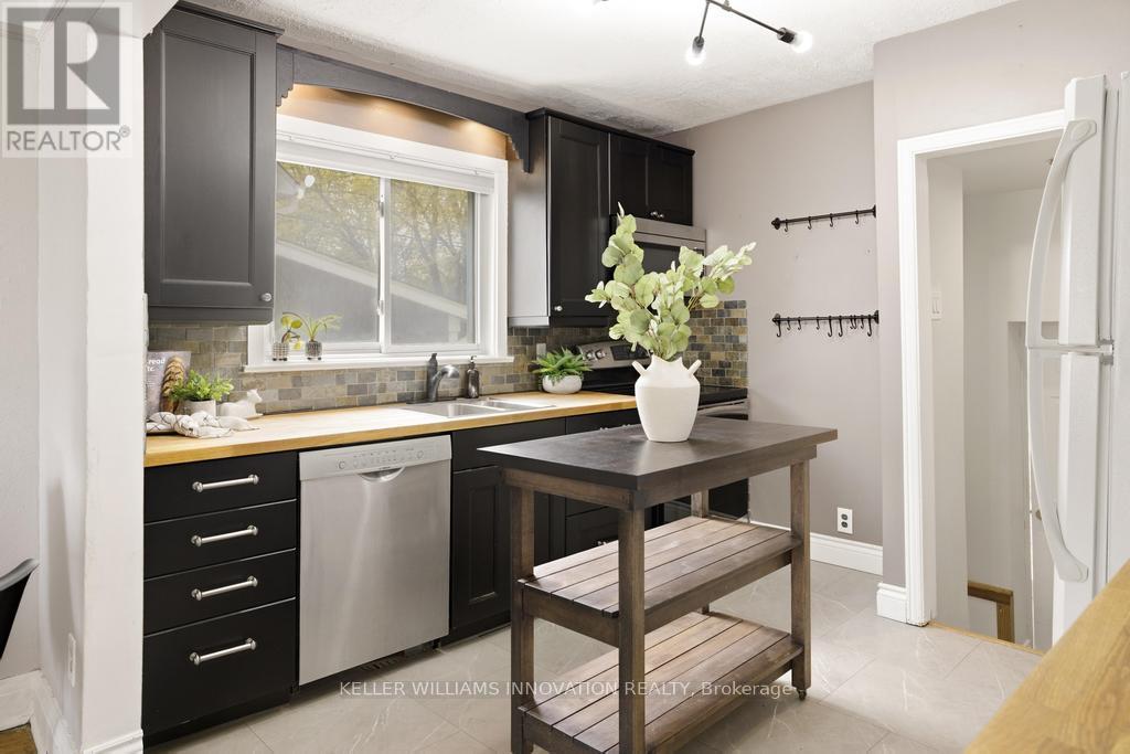 201 Bedford Road, Kitchener, Ontario  N2G 3A5 - Photo 5 - X13106348