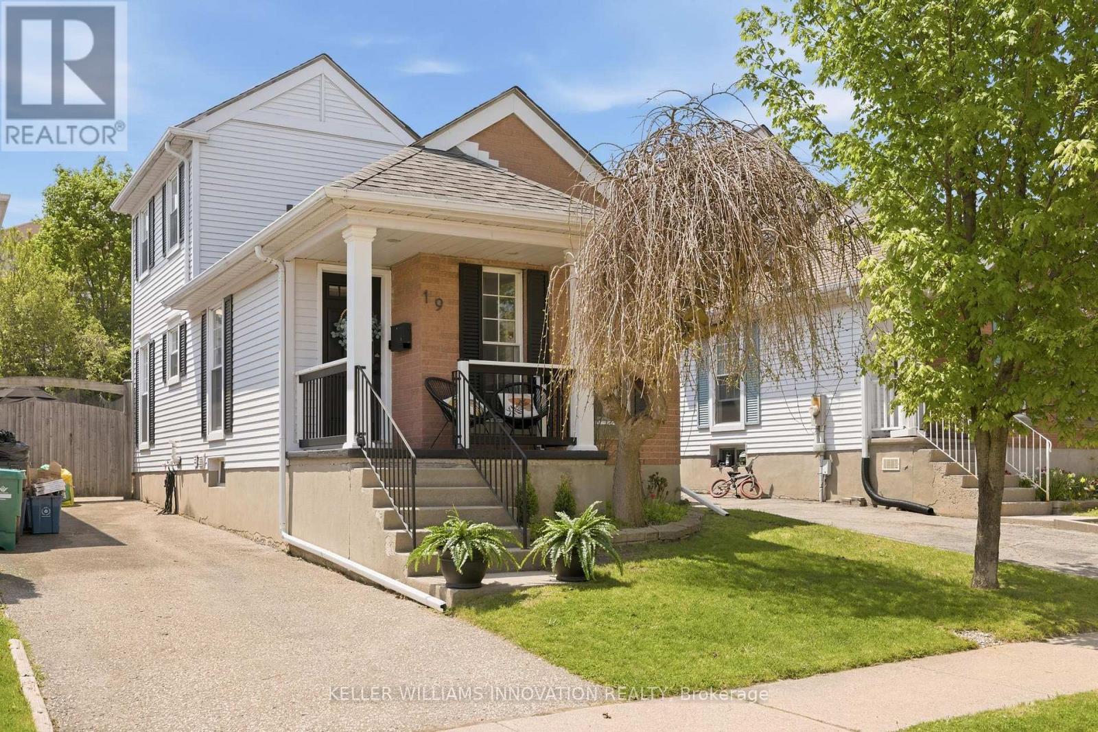19 MILFOIL CRESCENT, Kitchener, Ontario