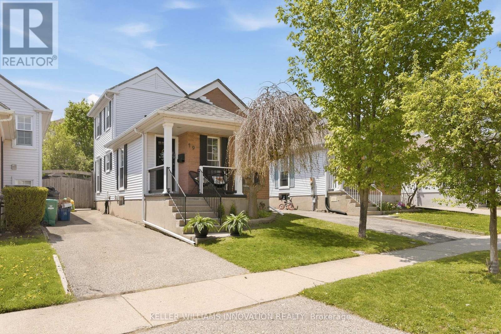 19 Milfoil Crescent, Kitchener, Ontario  N2E 3L2 - Photo 2 - X13150658
