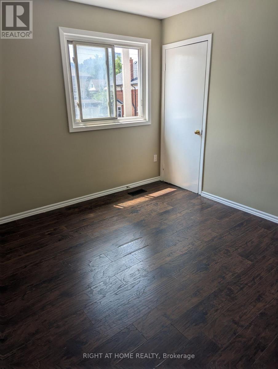 949 Main Street E, Hamilton, Ontario  L8M 1M9 - Photo 5 - X13413086