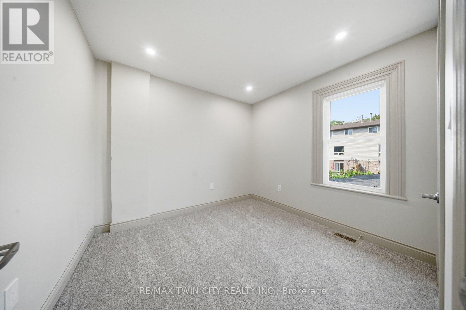 14 Bond Street W, Brantford, Ontario  N3R 4G5 - Photo 21 - X13413176