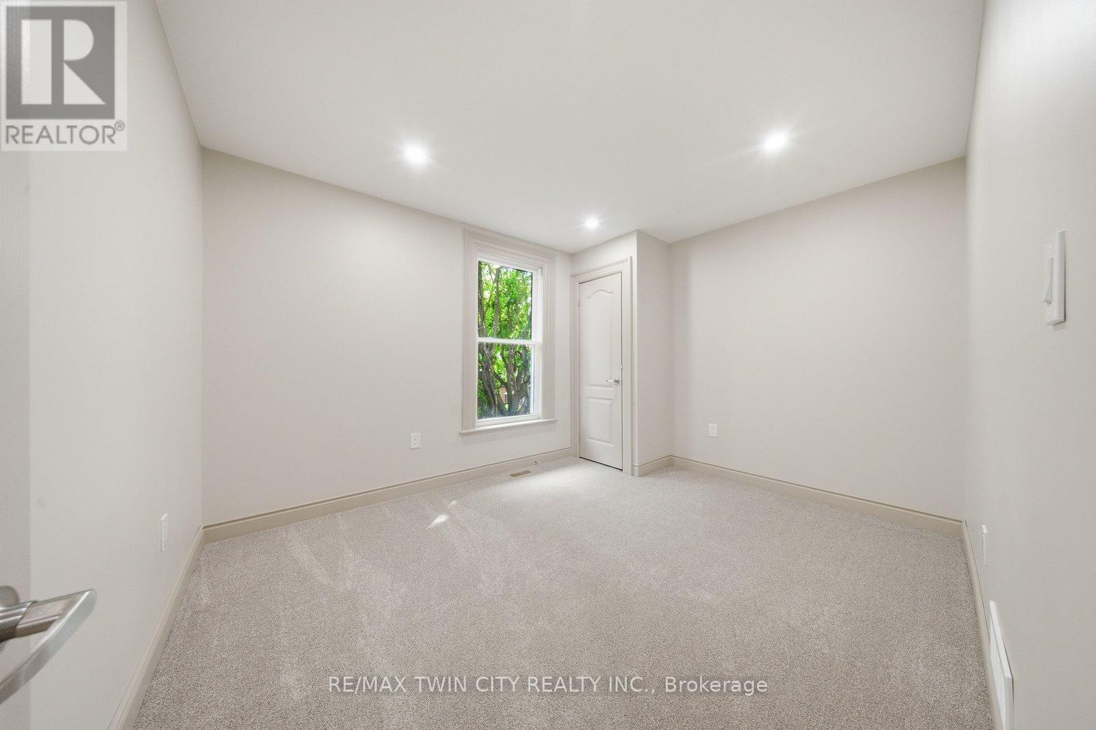14 Bond Street W, Brantford, Ontario  N3R 4G5 - Photo 22 - X13413176