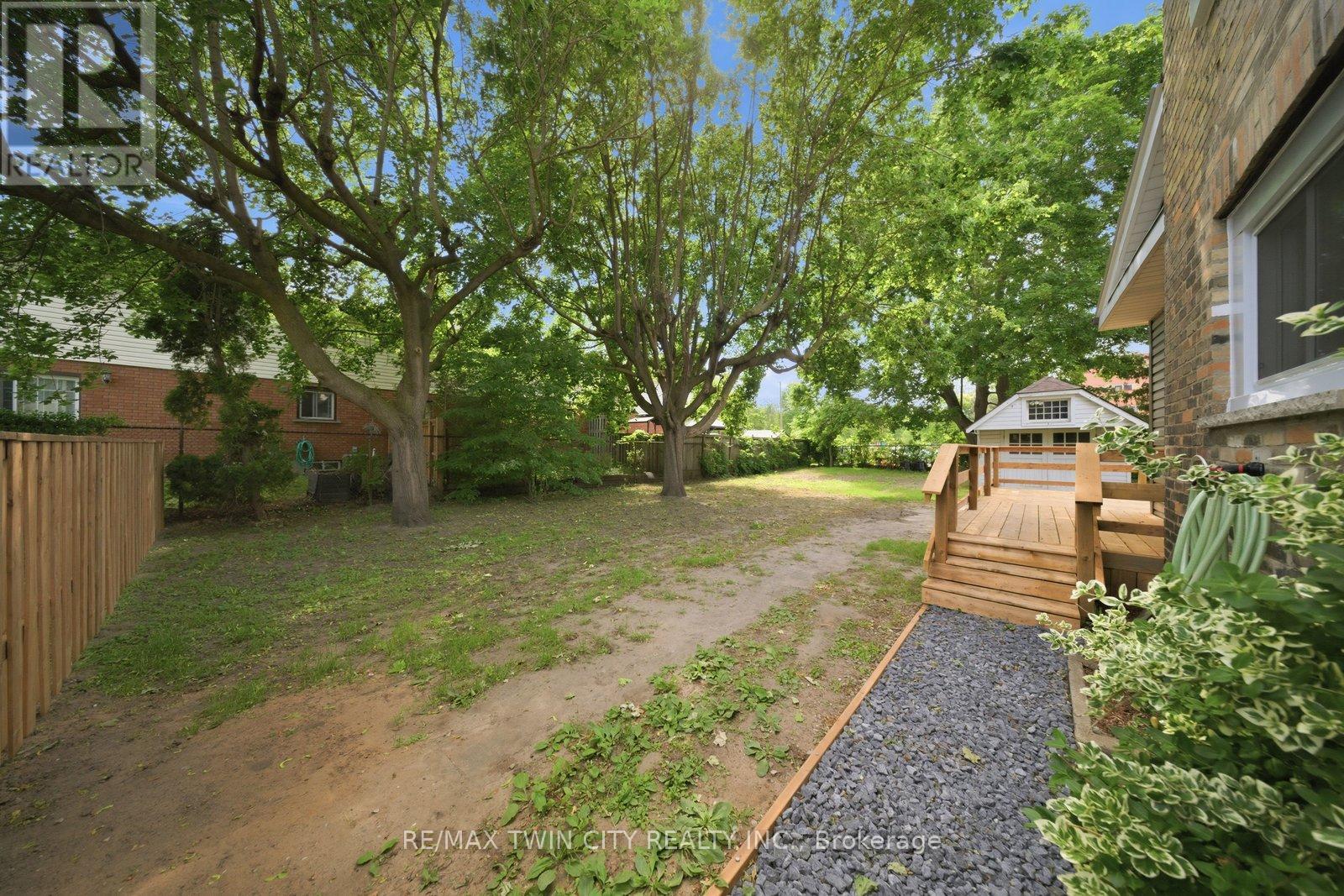 14 Bond Street W, Brantford, Ontario  N3R 4G5 - Photo 27 - X13413176