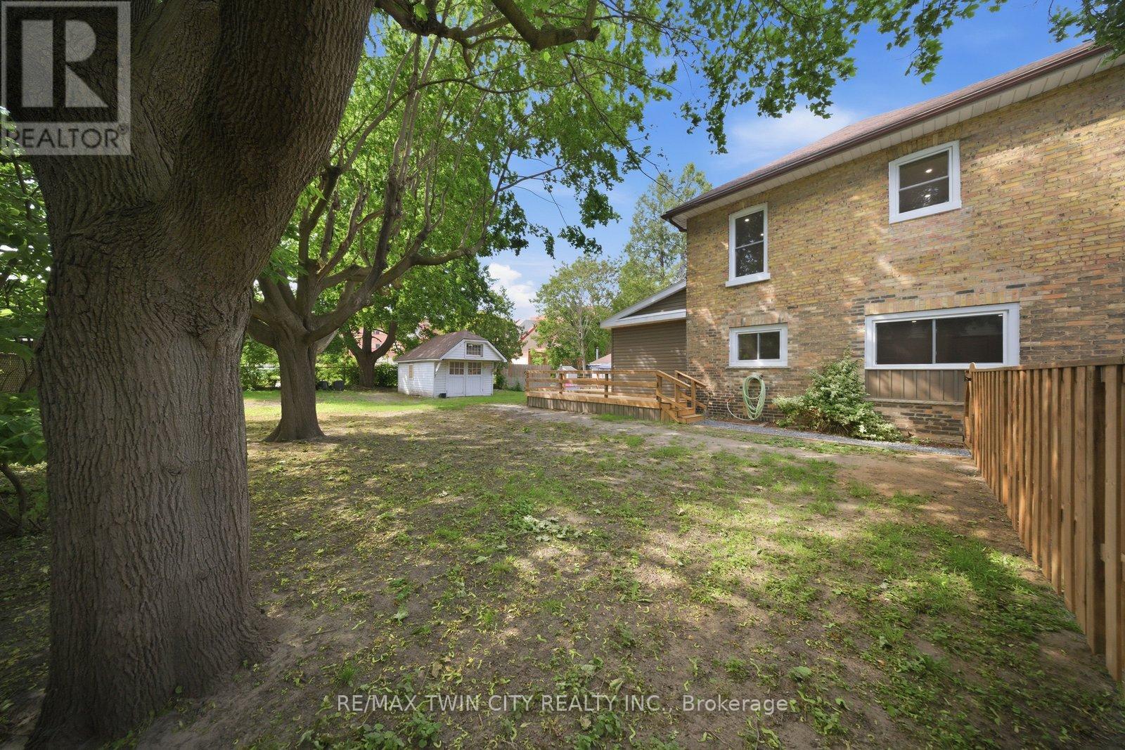 14 Bond Street W, Brantford, Ontario  N3R 4G5 - Photo 32 - X13413176