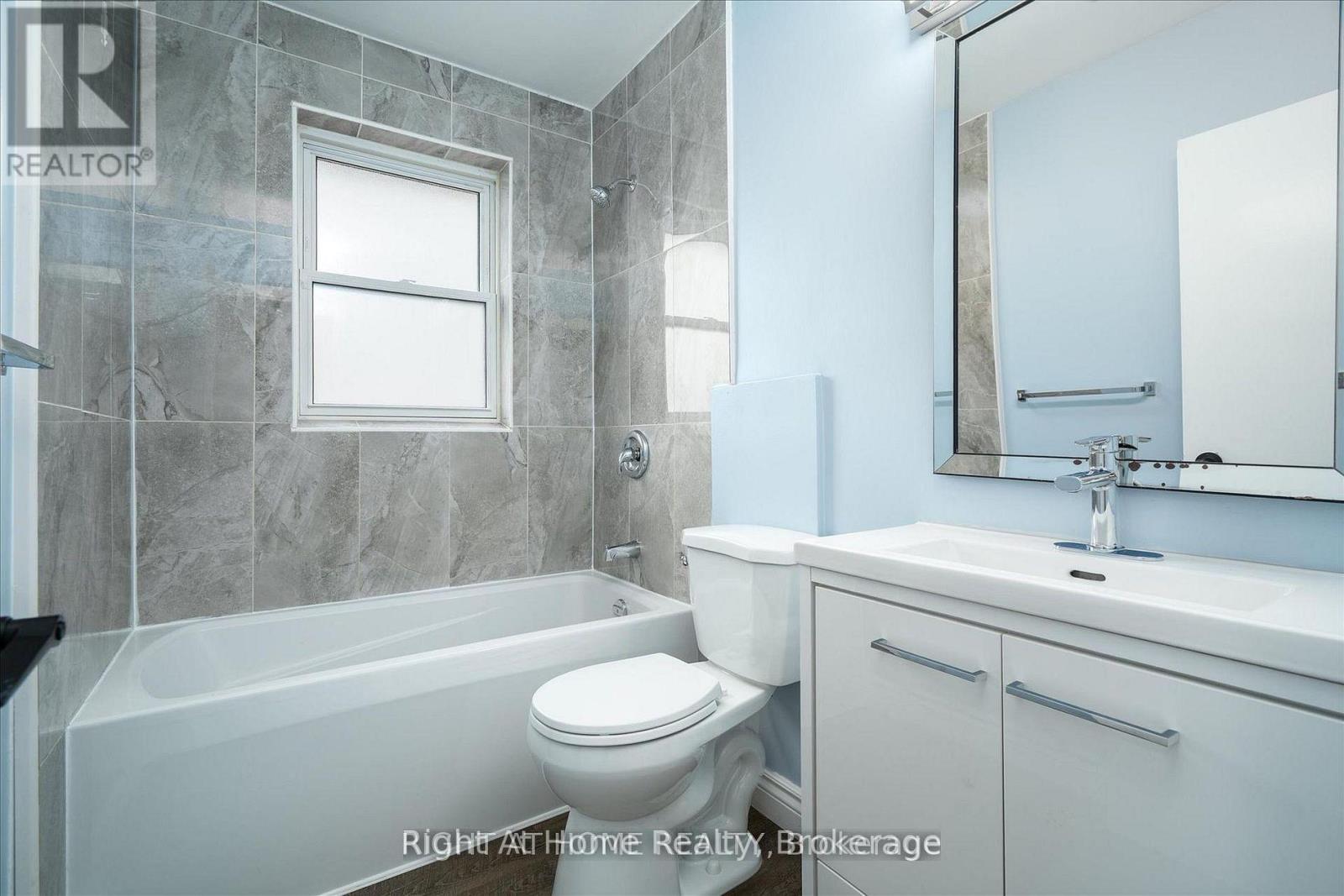 322 Jasper Avenue, Oshawa (Lakeview), Ontario  L1J 1L5 - Photo 12 - E13413258