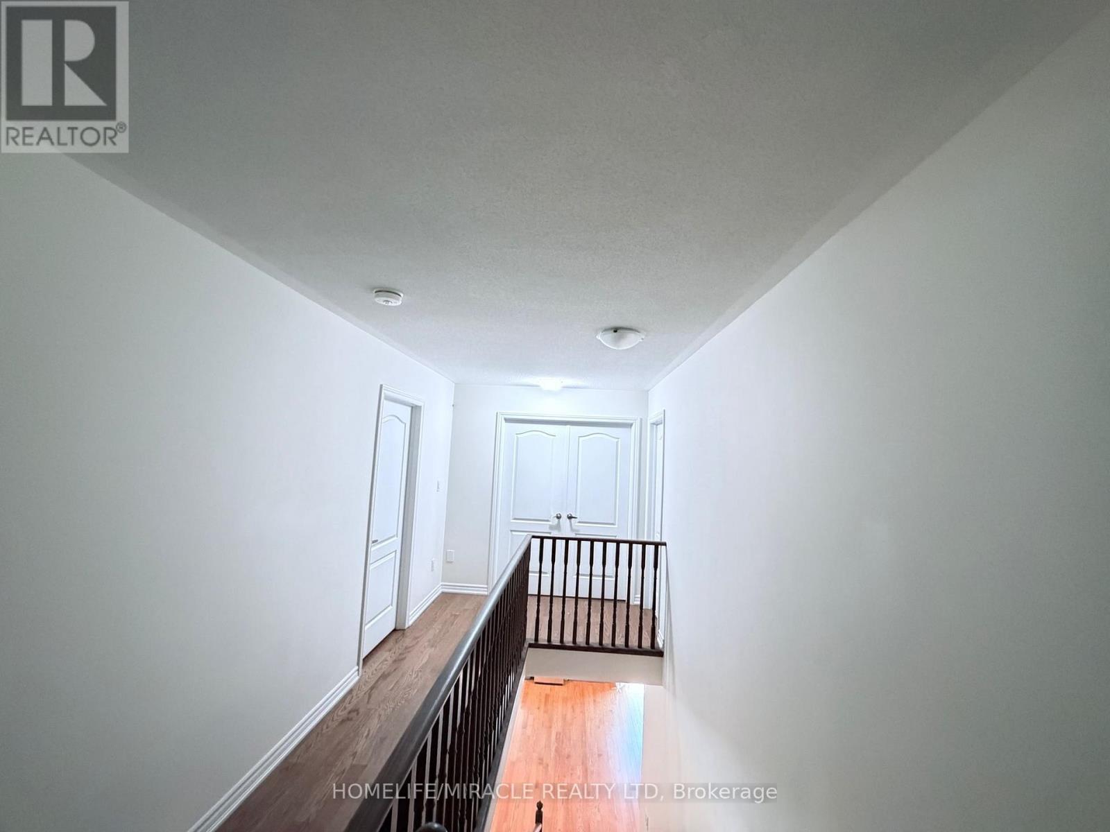 1195 Plymouth Drive, Oshawa, Ontario  L1H 8L7 - Photo 12 - E13411258