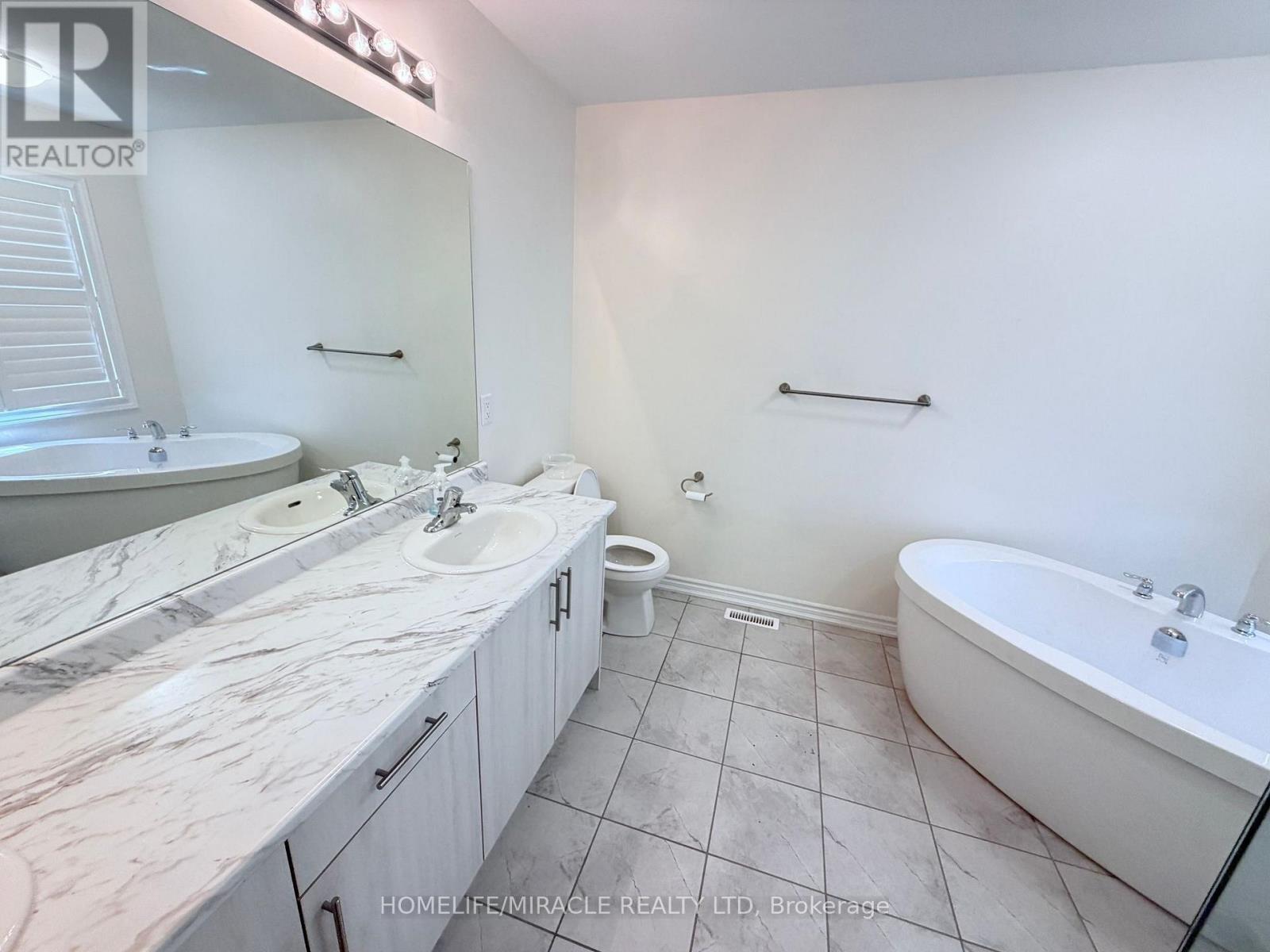1195 Plymouth Drive, Oshawa, Ontario  L1H 8L7 - Photo 11 - E13411258