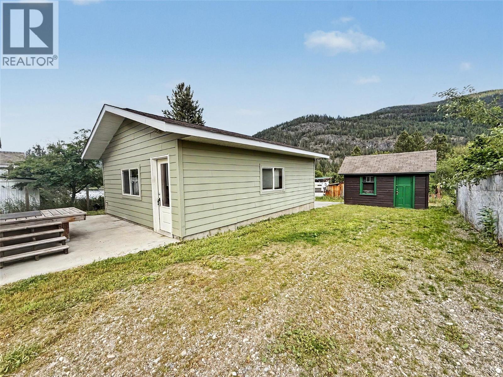 1640 Ode Road, Christina Lake, British Columbia  V0H 1E0 - Photo 10 - 10378303