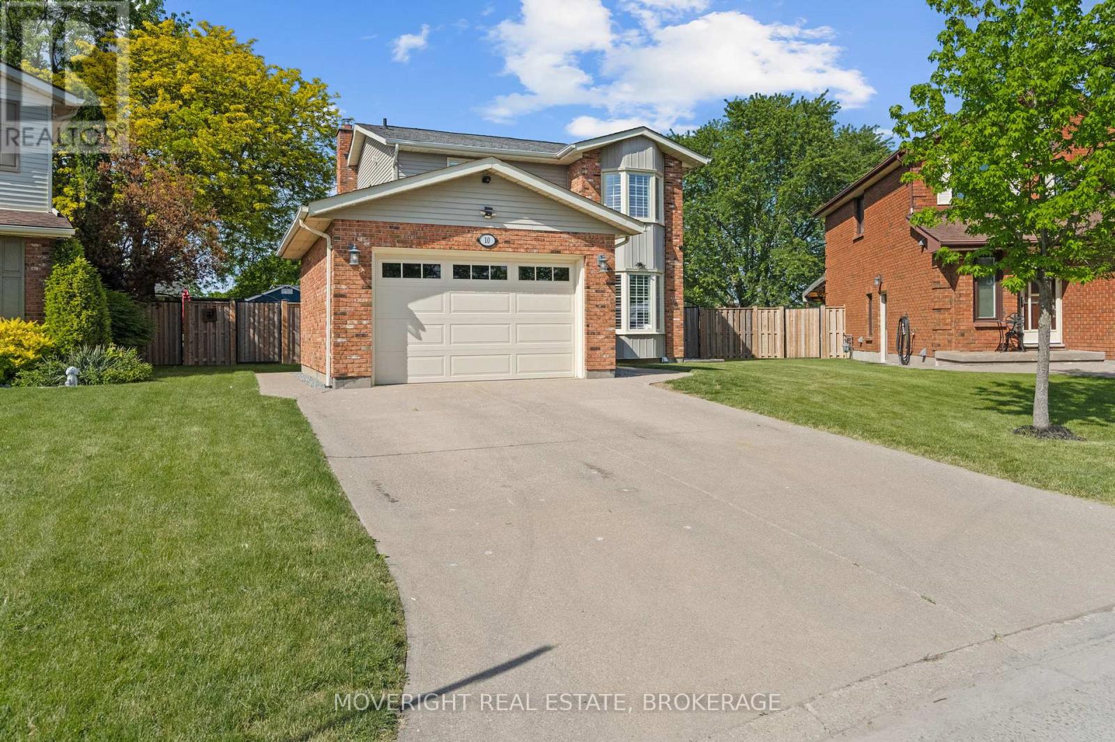 10 Squires Gate, St. Catharines, Ontario  L2P 3W2 - Photo 3 - X13413352