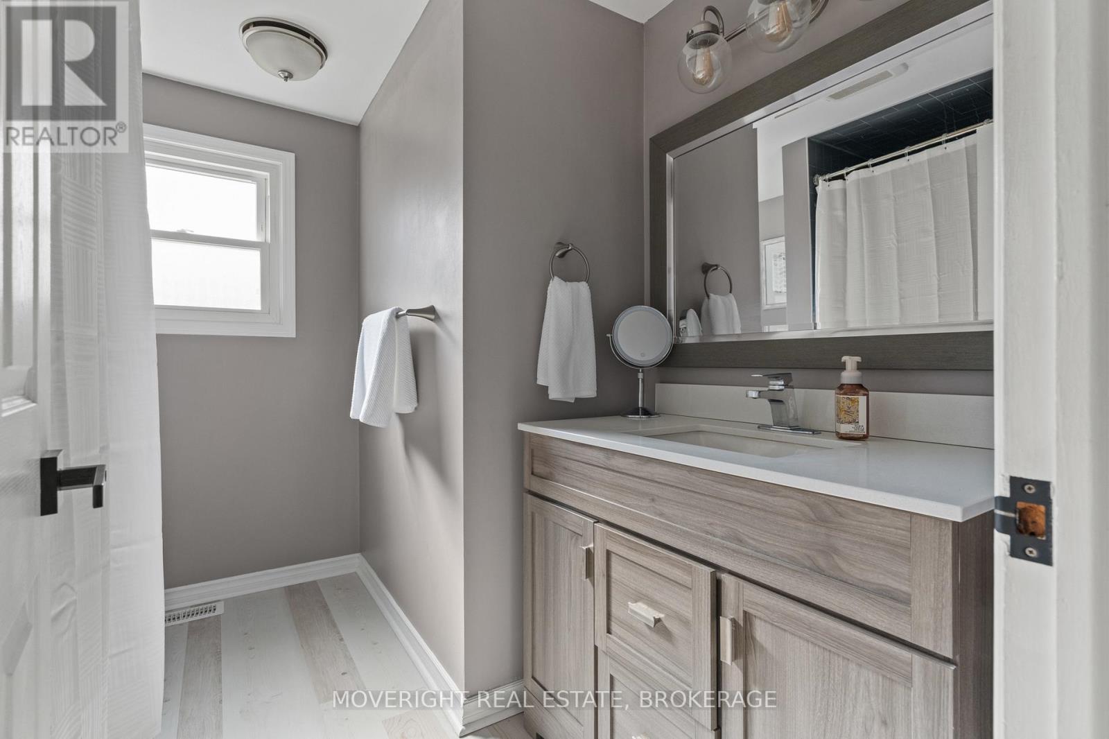 10 Squires Gate, St. Catharines, Ontario  L2P 3W2 - Photo 33 - X13413352