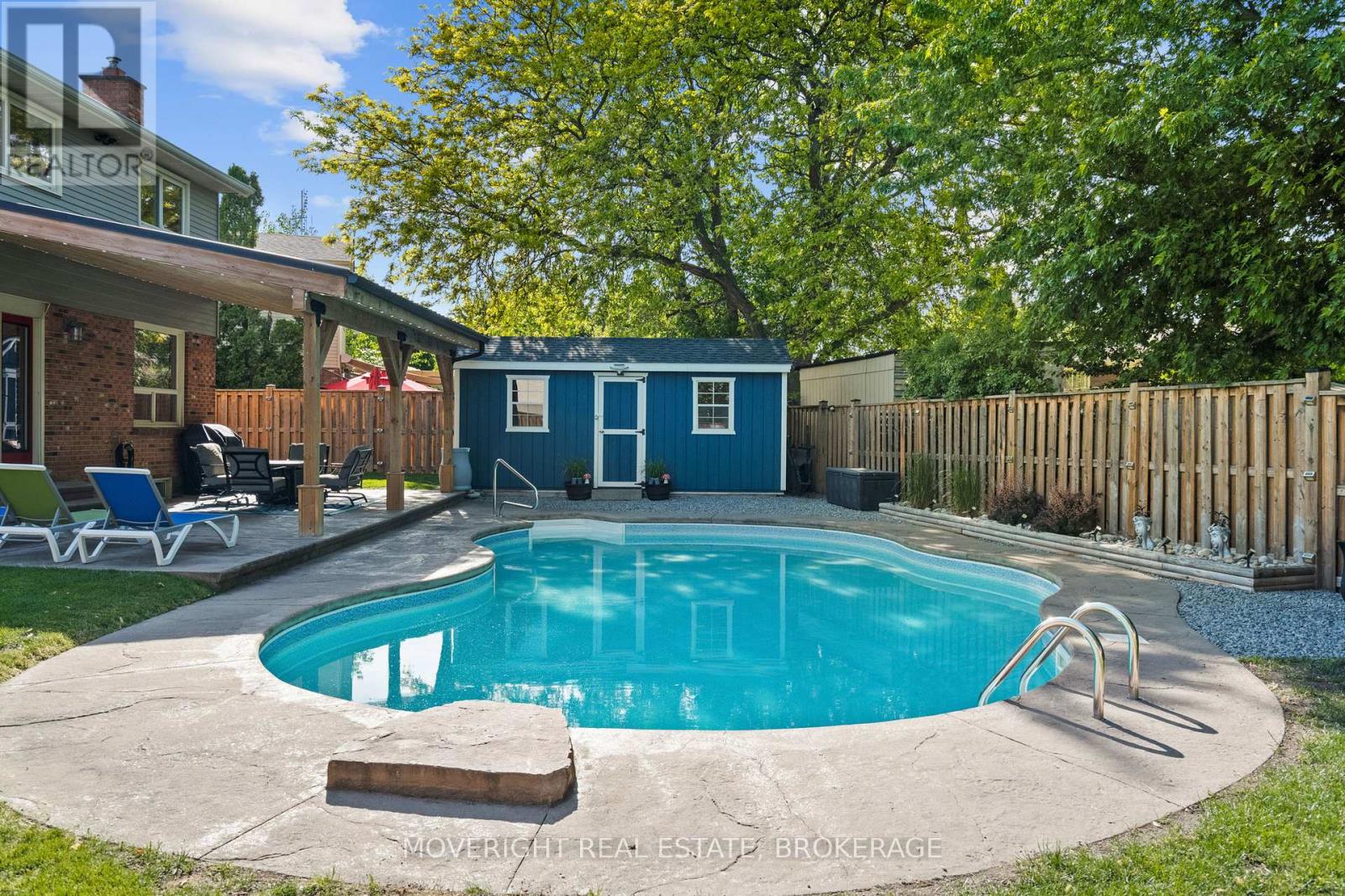 10 Squires Gate, St. Catharines, Ontario  L2P 3W2 - Photo 6 - X13413352