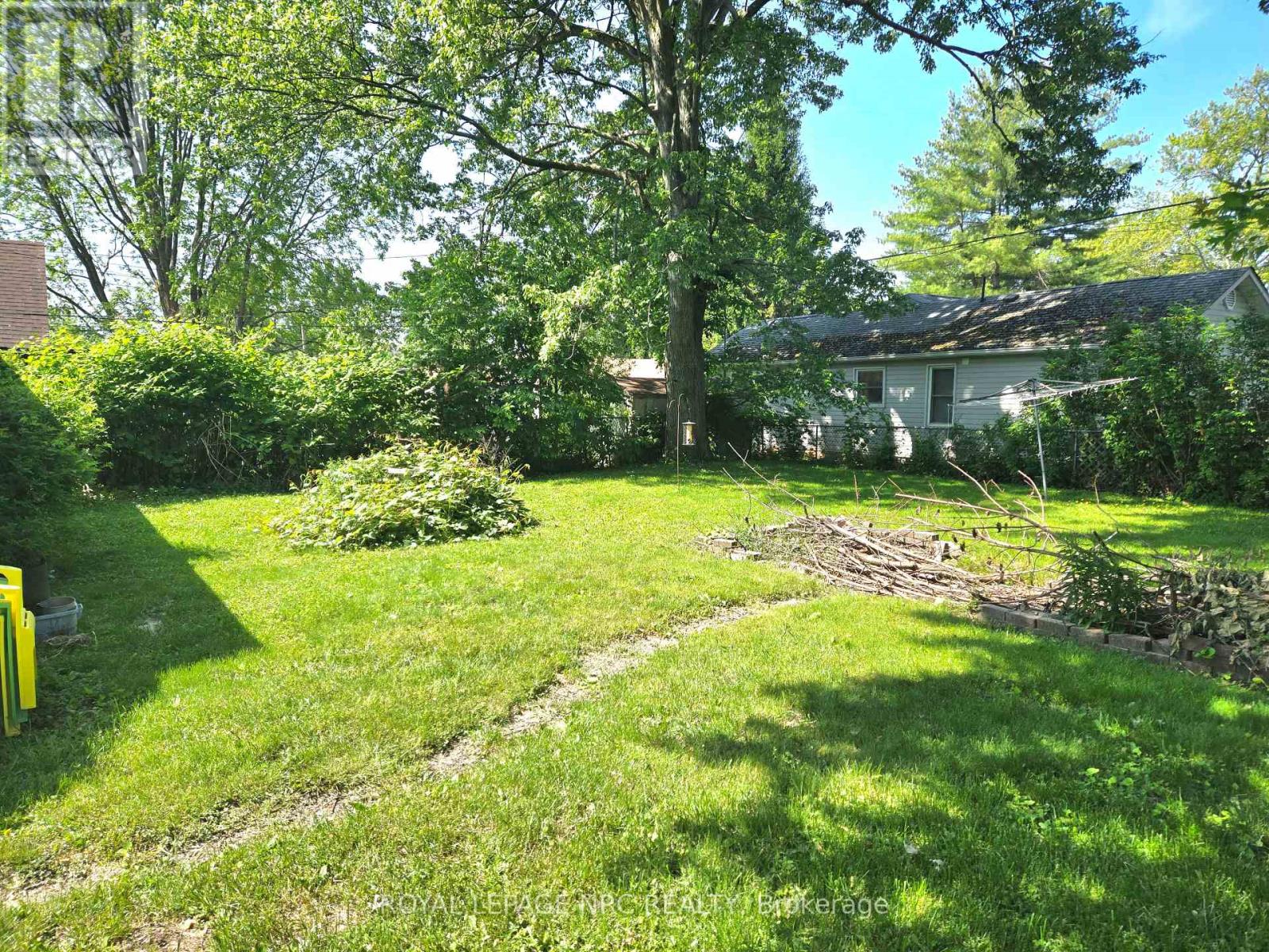 207 Derby Road, Fort Erie, Ontario  L0S 1B0 - Photo 4 - X13413384