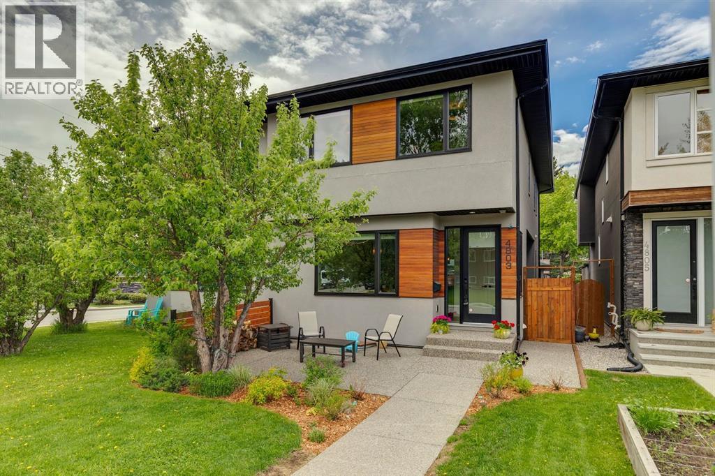 4803 19 Avenue NW, Calgary, Alberta  T3B 0X6 - Photo 1 - A2317256
