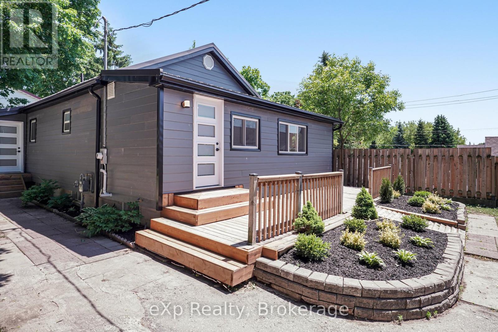 59 Norwich Avenue, Woodstock (Woodstock - South), Ontario  N4S 3V1 - Photo 3 - X13413282