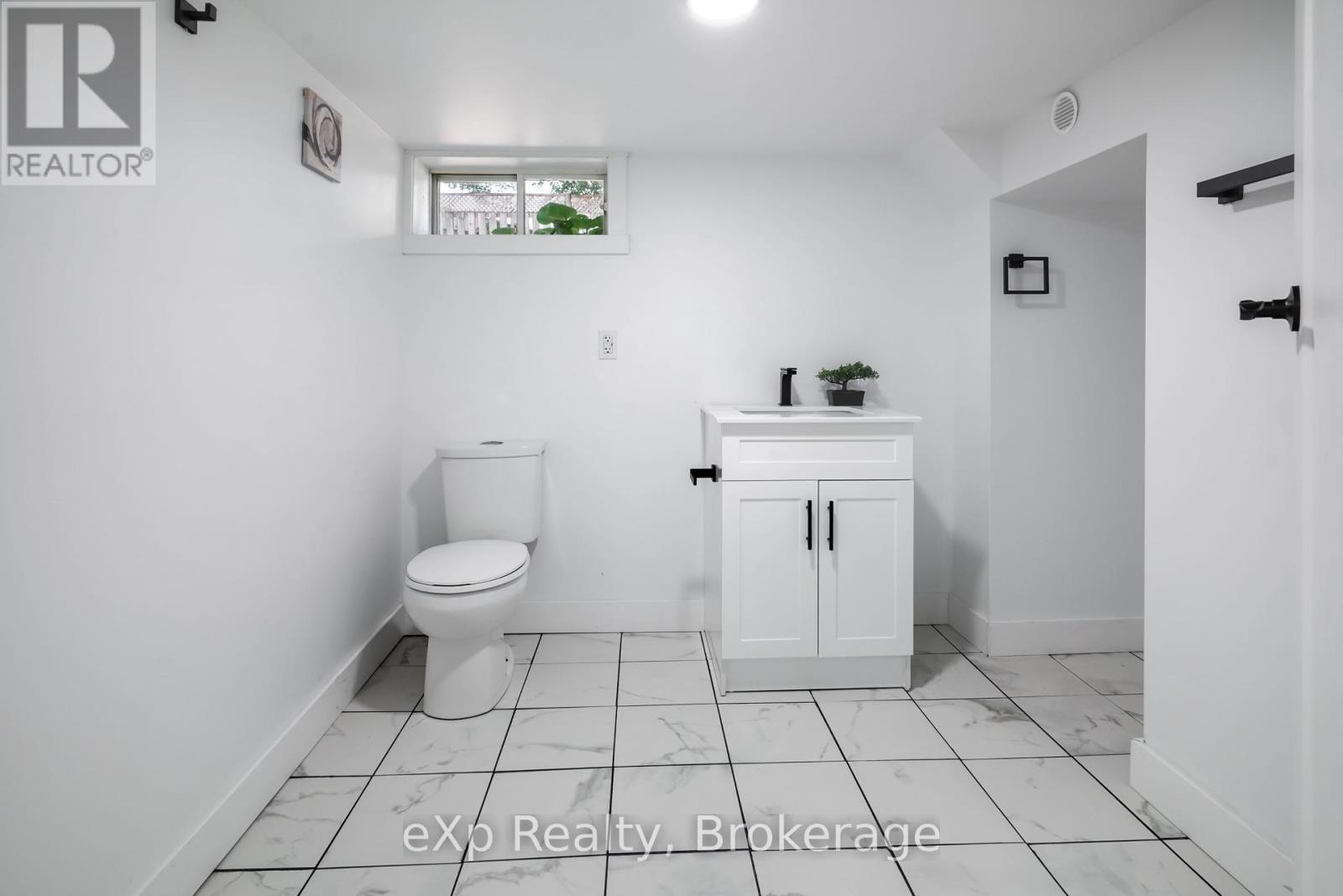 59 Norwich Avenue, Woodstock (Woodstock - South), Ontario  N4S 3V1 - Photo 33 - X13413282