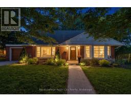 120 HILL STREET E, centre wellington (fergus), Ontario