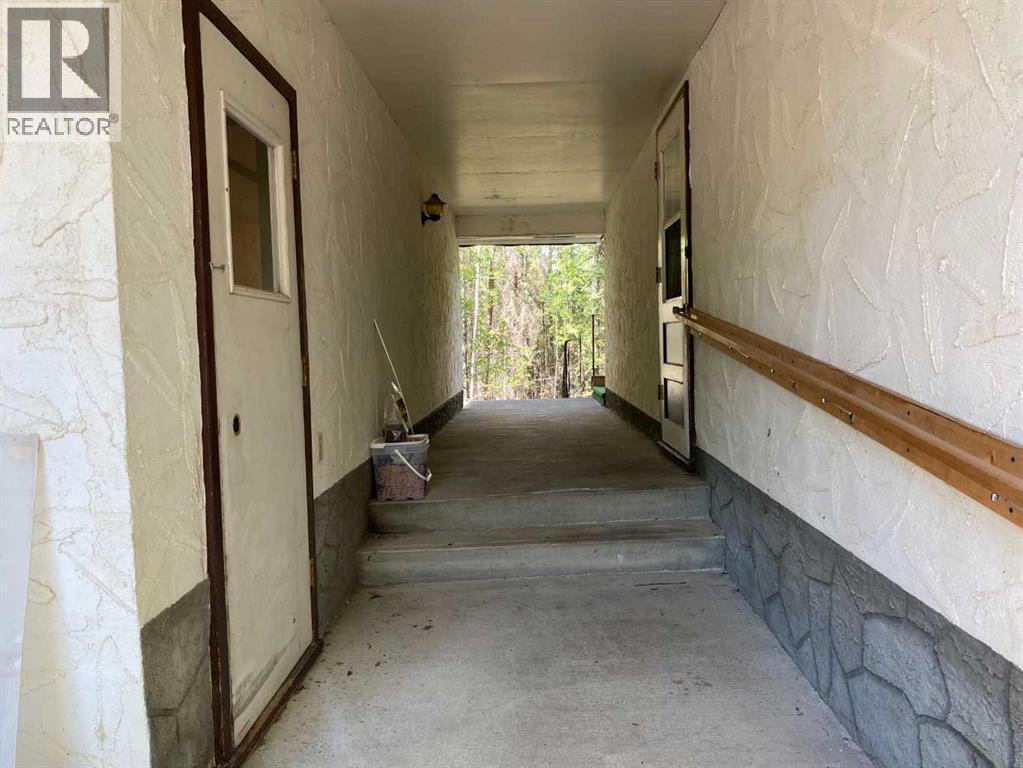 101 Westwood Drive, Rural Clearwater County, Alberta  T4T 2A2 - Photo 11 - A2318162