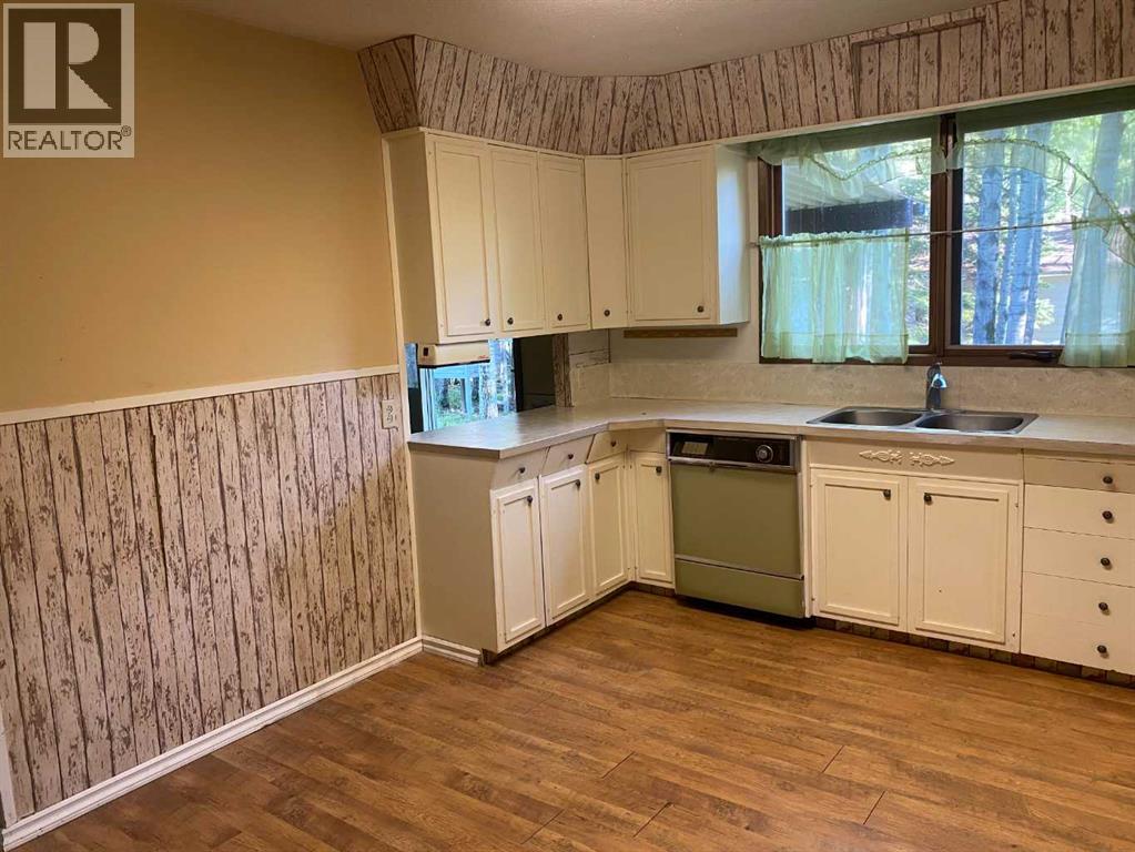 101 Westwood Drive, Rural Clearwater County, Alberta  T4T 2A2 - Photo 16 - A2318162