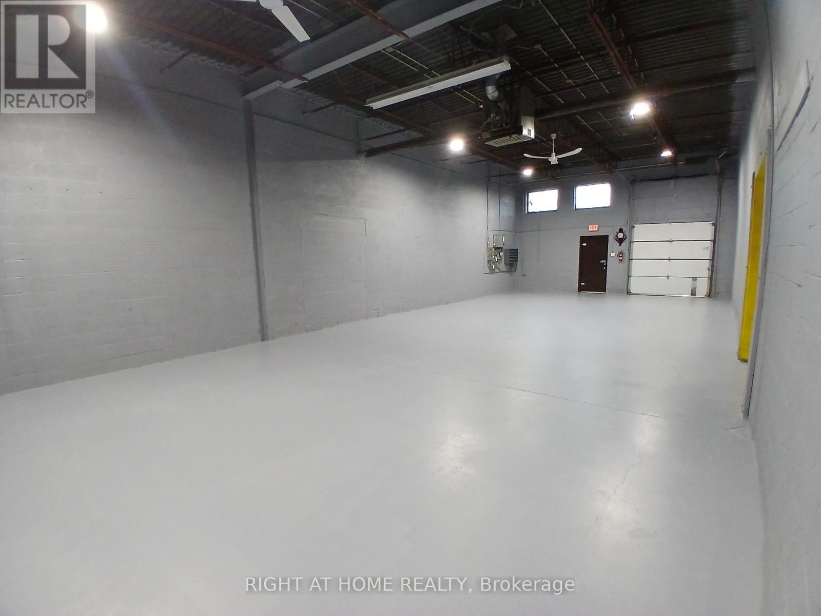 8 & 9 - 120 Midwest Road, Toronto, Ontario  M1P 3B2 - Photo 14 - E13413360