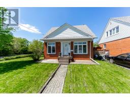 136 TOWER DRIVE, Toronto, Ontario