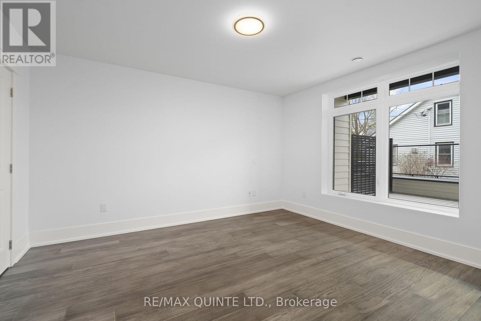 306 - 17 Cleave Avenue, Prince Edward County, Ontario  K0K 2T0 - Photo 11 - X12268400