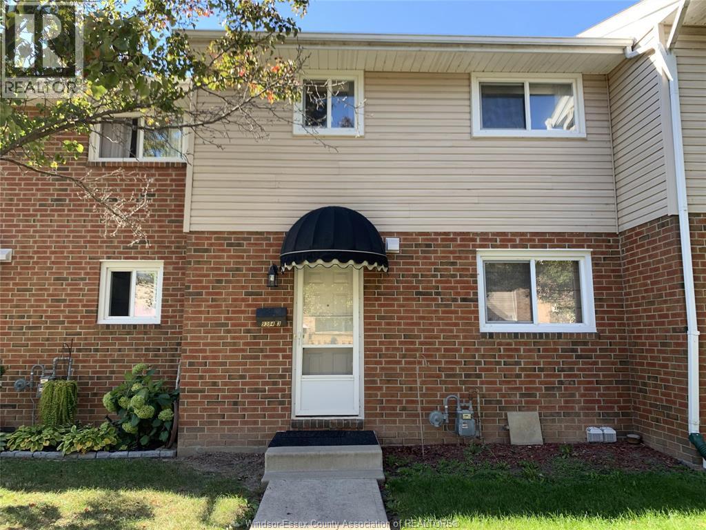 9394 ESPLANADE DRIVE Unit# 3, windsor, Ontario