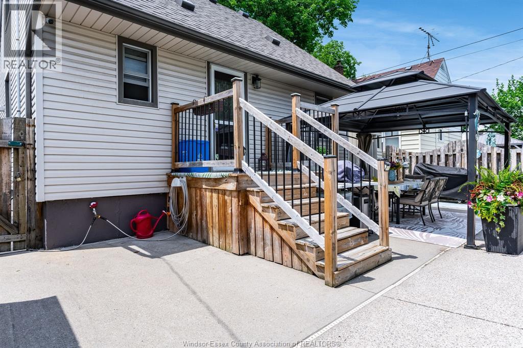 1910 Labadie Road, Windsor, Ontario N8W 4J9 - Photo 26 - 26013333