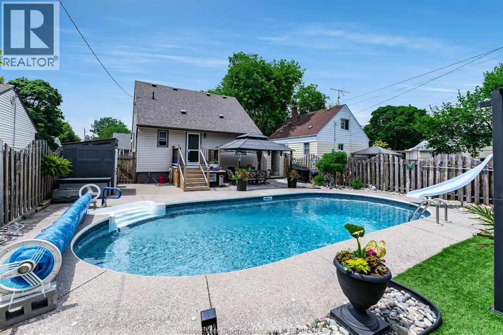 1910 Labadie Road, Windsor, Ontario N8W 4J9 - Photo 35 - 26013333