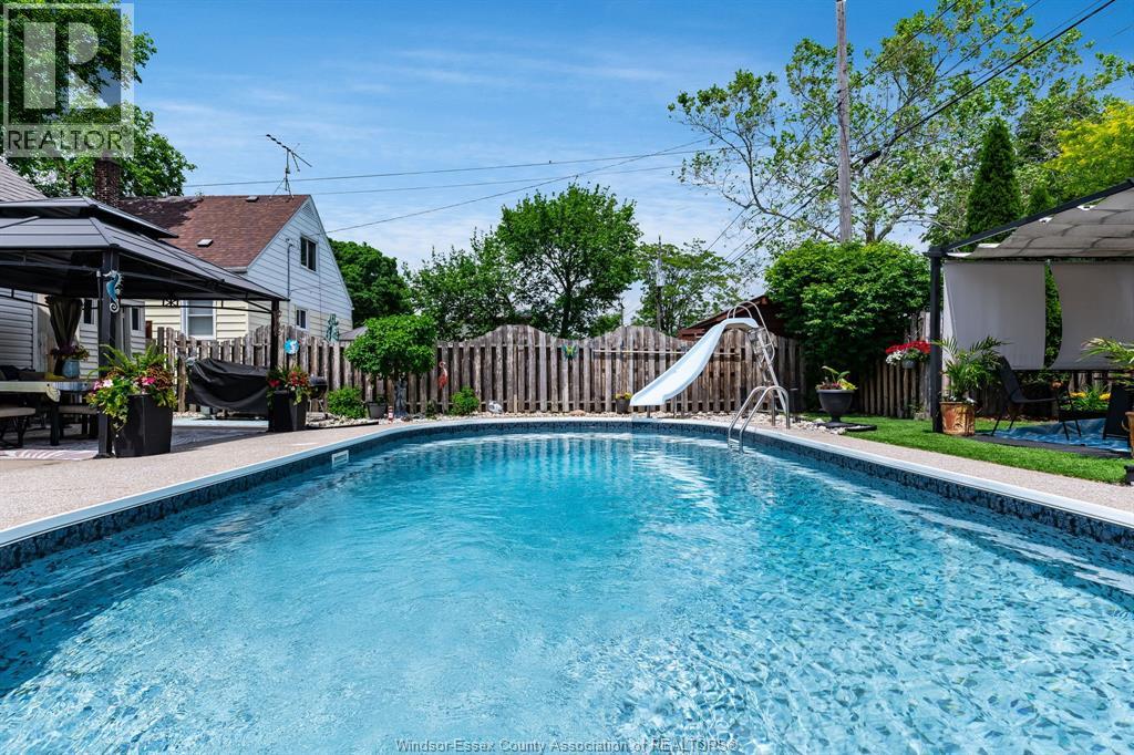 1910 Labadie Road, Windsor, Ontario N8W 4J9 - Photo 37 - 26013333