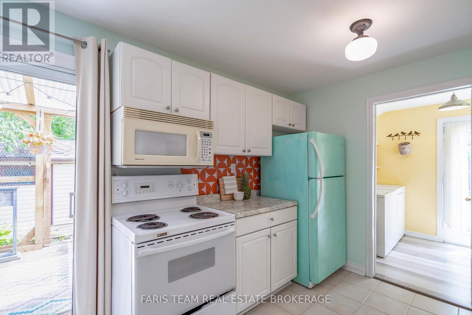 745 James Street, Innisfil, Ontario  L9S 2G6 - Photo 9 - N13413278