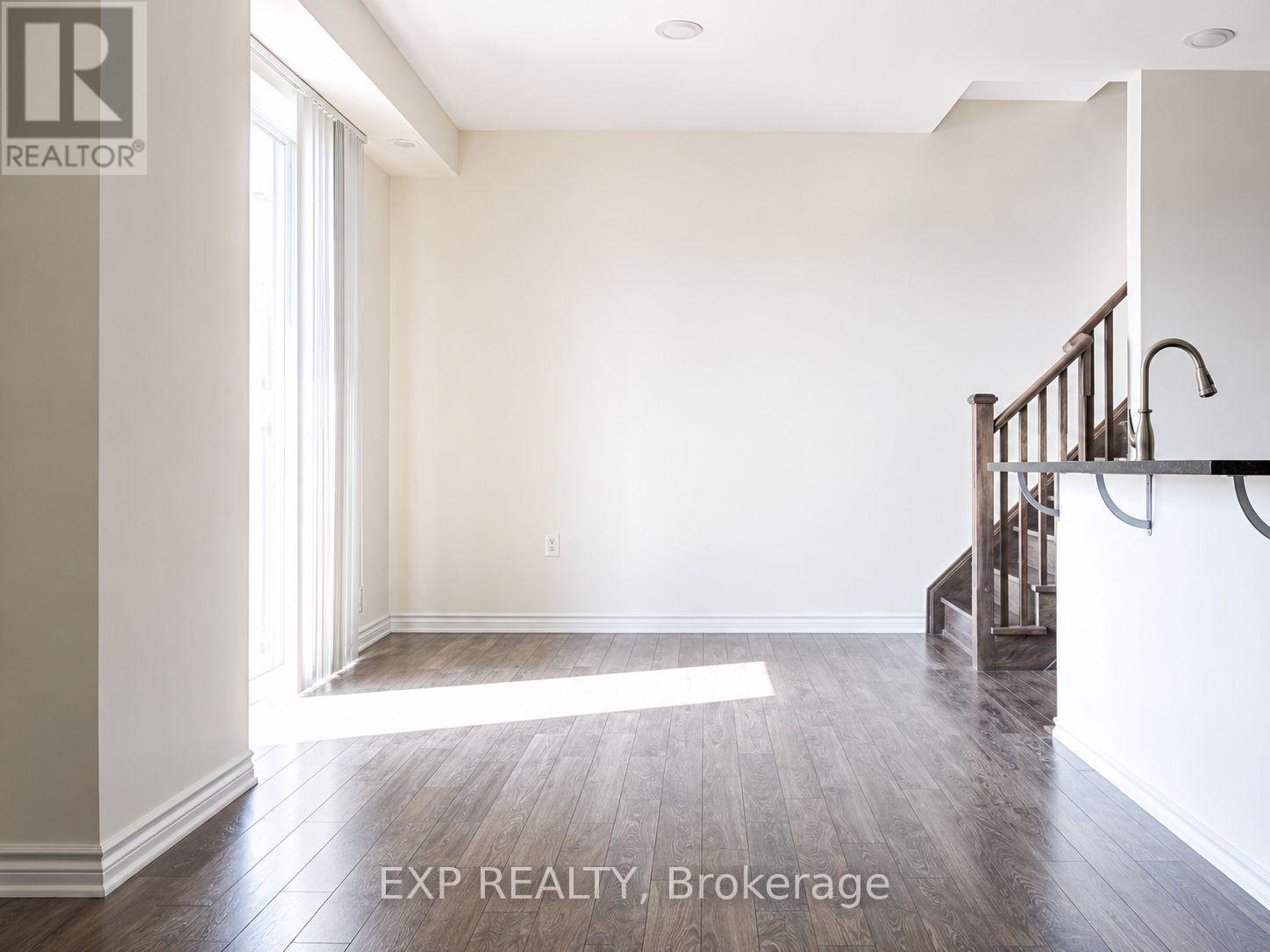 374 Arthur Bonner Avenue, Markham, Ontario  L6B 1N2 - Photo 6 - N13413318