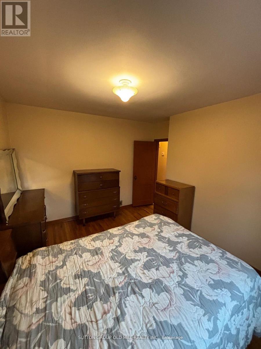 14 Ashmore Avenue, Toronto, Ontario  M8Z 4C4 - Photo 18 - W13413252