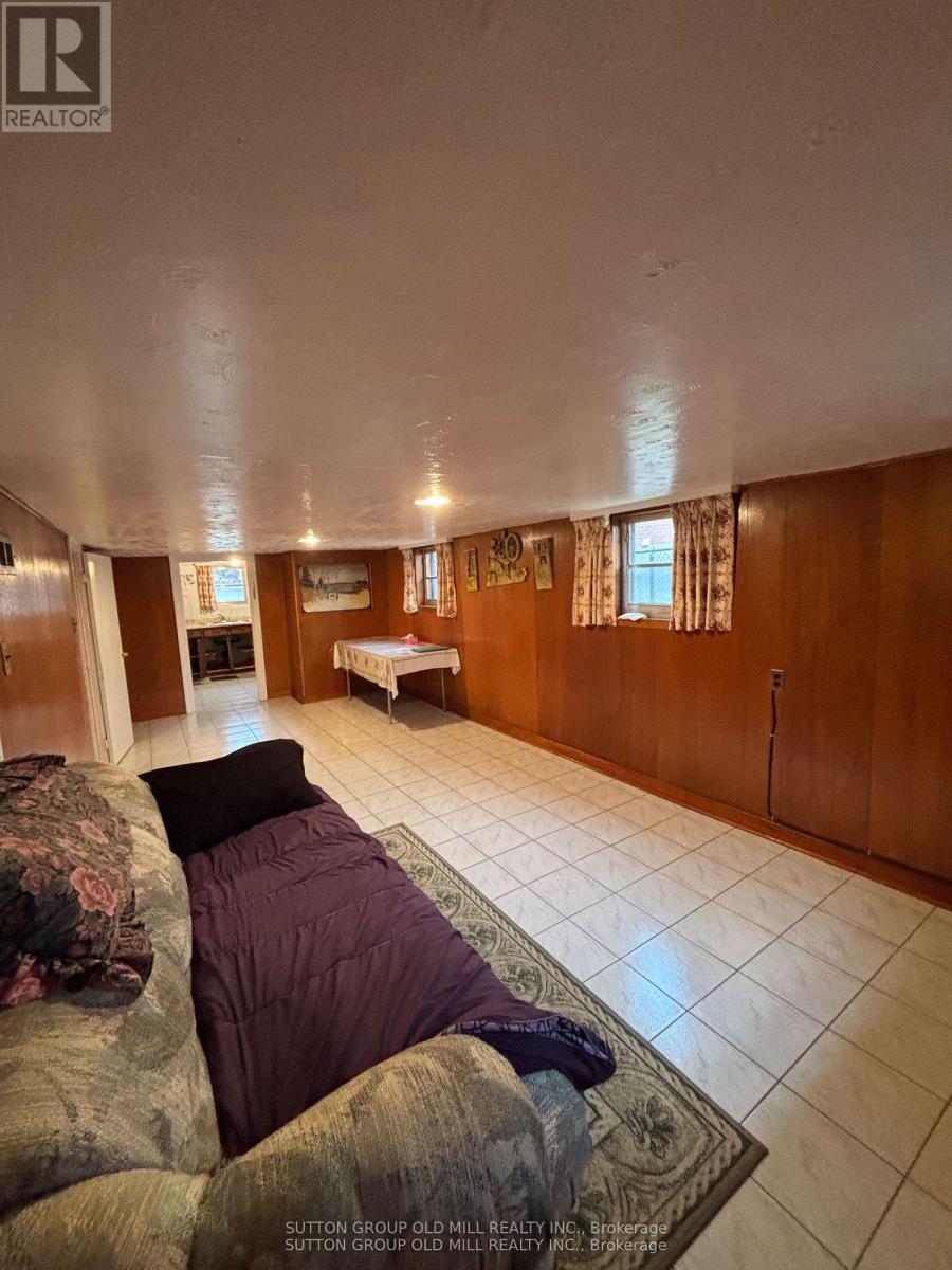 14 Ashmore Avenue, Toronto, Ontario  M8Z 4C4 - Photo 28 - W13413252